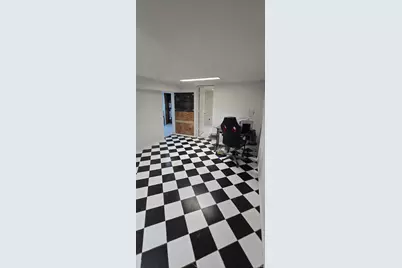 9219 218th Street, Queens Village, NY 11428 - Photo 28