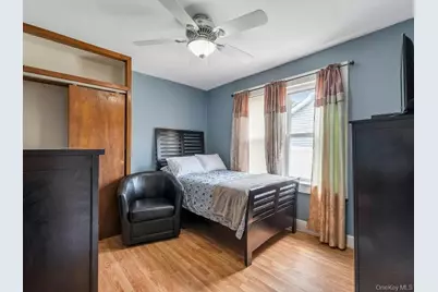 20 Ronald Place, Roosevelt, NY 11575 - Photo 8