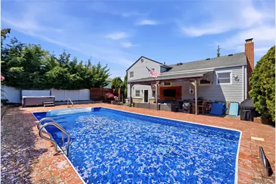 204 Violet Street, Massapequa Park, NY 11762 - Photo 34