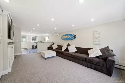 204 Violet Street, Massapequa Park, NY 11762 - Photo 22