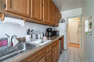 210 Martine Ave, White Plains, NY 10601 - Photo 8