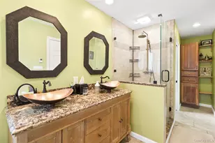 11 Harvest Ln, West Islip, NY 11795 - Photo 12