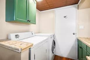 11 Harvest Ln, West Islip, NY 11795 - Photo 26