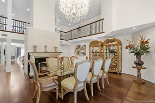 10 Hart Pl, Dix Hills, NY 11746 - Photo 24