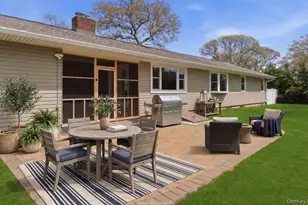 22 Wiggins St, Ronkonkoma, NY 11779 - Photo 26