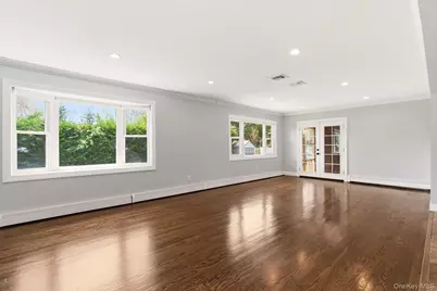 22 Wiggins Street, Ronkonkoma, NY 11779 - Photo 4