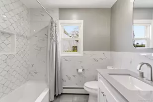 22 Wiggins St, Ronkonkoma, NY 11779 - Photo 18
