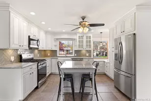 22 Wiggins St, Ronkonkoma, NY 11779 - Photo 8