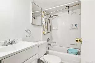 54 Perkins Ave, Oceanside, NY 11572 - Photo 12