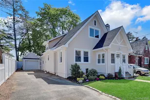 84 Wellington St, Hempstead, NY 11550 - Photo 32