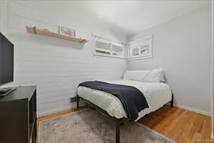 9 Copperbeech Rd, Saint James, NY 11780 - Photo 16