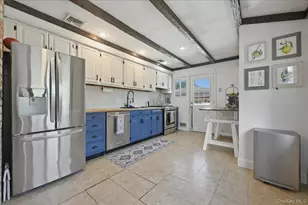 9 Copperbeech Rd, Saint James, NY 11780 - Photo 12