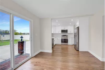102 Hausch Boulevard, Roosevelt, NY 11575 - Photo 10