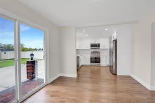 102 Hausch Blvd, Roosevelt, NY 11575 - Photo 10