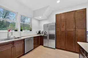 21 Kent Lake Ave, Carmel, NY 10512 - Photo 16