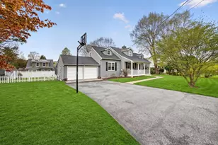 1737 Paine St, Yorktown Heights, NY 10598 - Photo 2