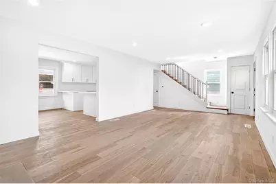 26 Woodside Avenue, Elmsford, NY 10523 - Photo 8