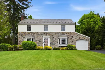35 Sherry Hill Lane, Manhasset, NY 11030 - Photo 1