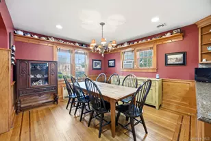 110 Bedford Ave, New Hyde Park, NY 11040 - Photo 10