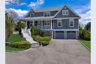 7225 Nassau Point Road, Cutchogue, NY 11935 - Photo 1