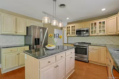 20 Sandstone Trail, New City, NY 10956 - Photo 18