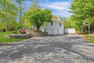 20 Sandstone Trail, New City, NY 10956 - Photo 8