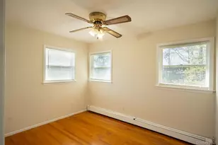 18 Edna Dr, Syosset, NY 11791 - Photo 24