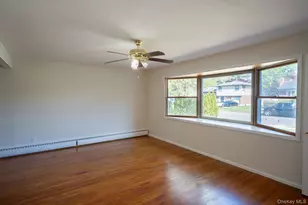18 Edna Dr, Syosset, NY 11791 - Photo 4