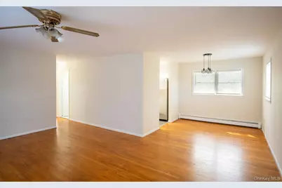 18 Edna Drive, Syosset, NY 11791 - Photo 18