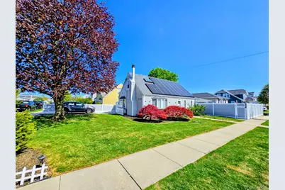 27 Spruce Street, Hicksville, NY 11801 - Photo 1