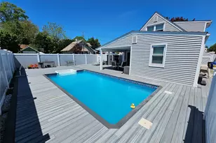 27 Spruce St, Hicksville, NY 11801 - Photo 22