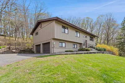 19 Crescent Lane, Putnam Valley, NY 10579 - Photo 2
