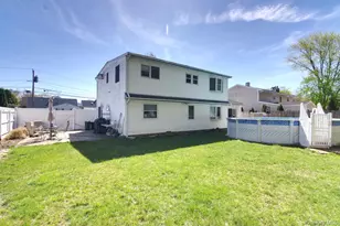 96 Stuyvesant Dr, Port Jefferson Station, NY 11776 - Photo 20