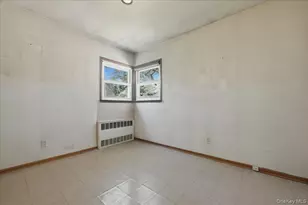 218-37 Grand Central Pkwy, Hollis, NY 11427 - Photo 30