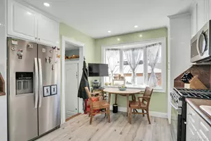 94-18 95th St, Ozone Park, NY 11416 - Photo 22