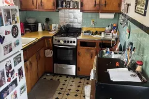 17 Brown St, Riverhead, NY 11901 - Photo 4