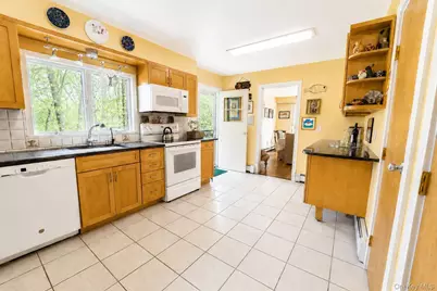 86 Mount Airy Road E, Croton on Hudson, NY 10520 - Photo 14