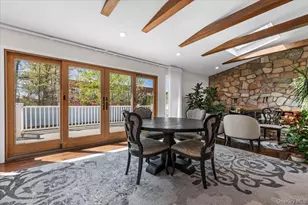 10 Lea Pl, Albertson, NY 11507 - Photo 16