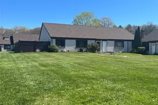 50 Gauguin Ct, Middle Island, NY 11953 - Photo 6