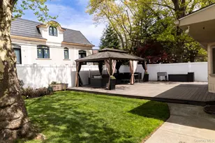 218-51 82nd Ave, Hollis, NY 11427 - Photo 24
