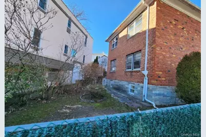 33-08 Francis Lewis Boulevard, Flushing, NY 11358 - Photo 6