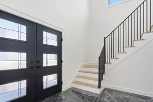 31 Gedney Way, White Plains, NY 10605 - Photo 10