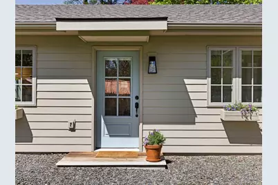 555 Mountain View Avenue, Hurley, NY 12443 - Photo 2