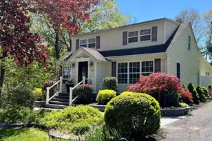 23 Edgewood Dr, Harriman, NY 10926 - Photo 2