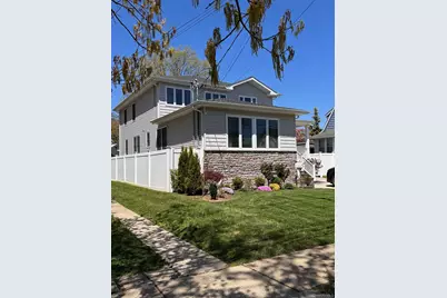 84 Commonwealth Avenue, Merrick, NY 11566 - Photo 2