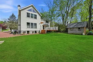 95 6th Ave, Huntington Station, NY 11746 - Photo 2