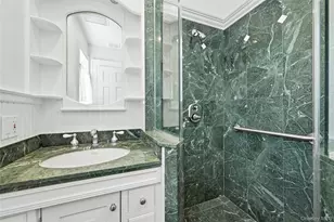 95 6th Ave, Huntington Station, NY 11746 - Photo 20