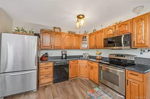 31 Dena Dr, Blue Point, NY 11715 - Photo 8