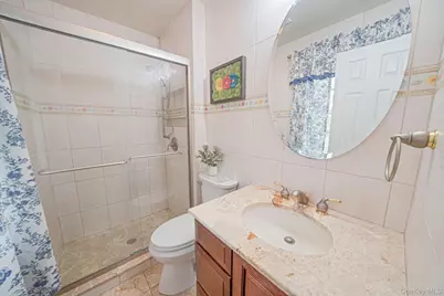 6 Hayden Court, Coram, NY 11727 - Photo 20
