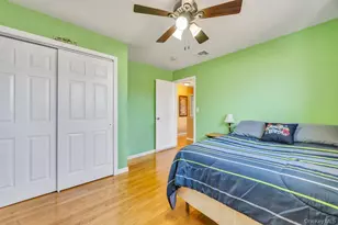 33 Albert St, Hicksville, NY 11801 - Photo 16